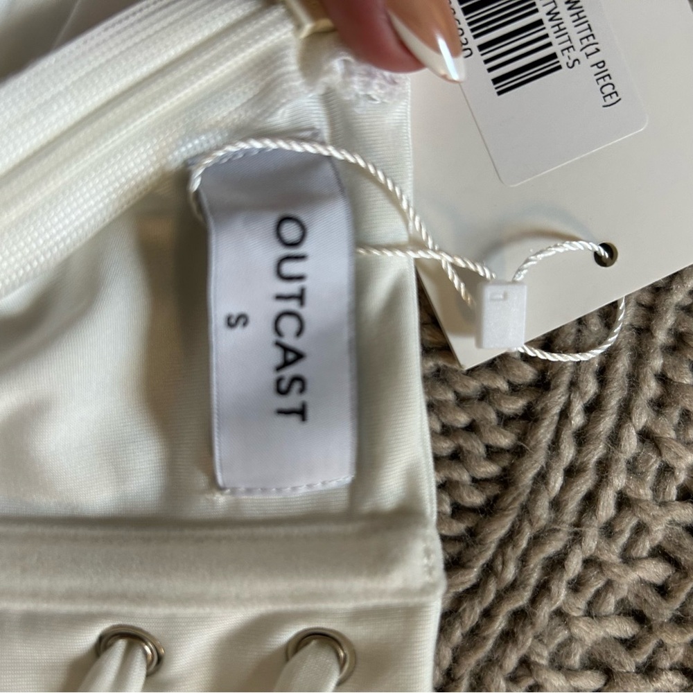 Brand new never worn Outcast white mini dress - Picture 10 of 10